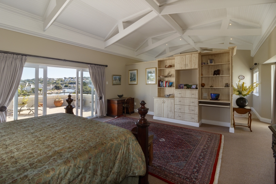 6 Bedroom Property for Sale in Royal Alfred Marina Eastern Cape